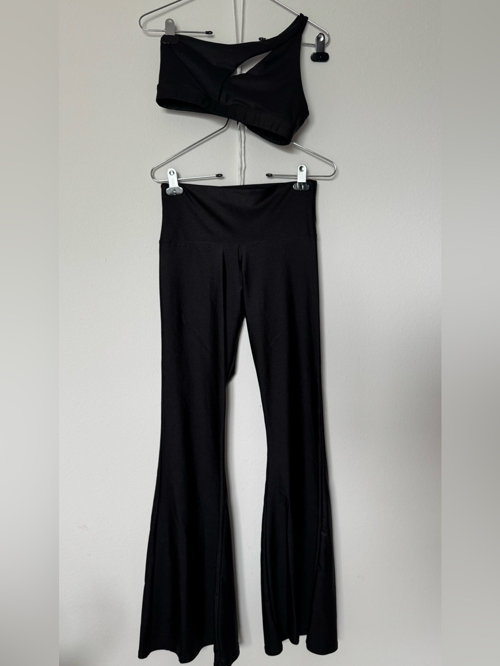 FP Movement + Onzie Collab Black Flare Pants and One-Shoulder Bra Yoga Set M/L